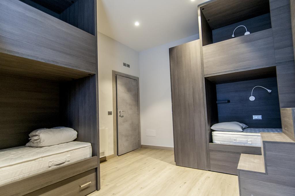 Pieve  Campione Del Garda Surf House 호스텔 외부 사진